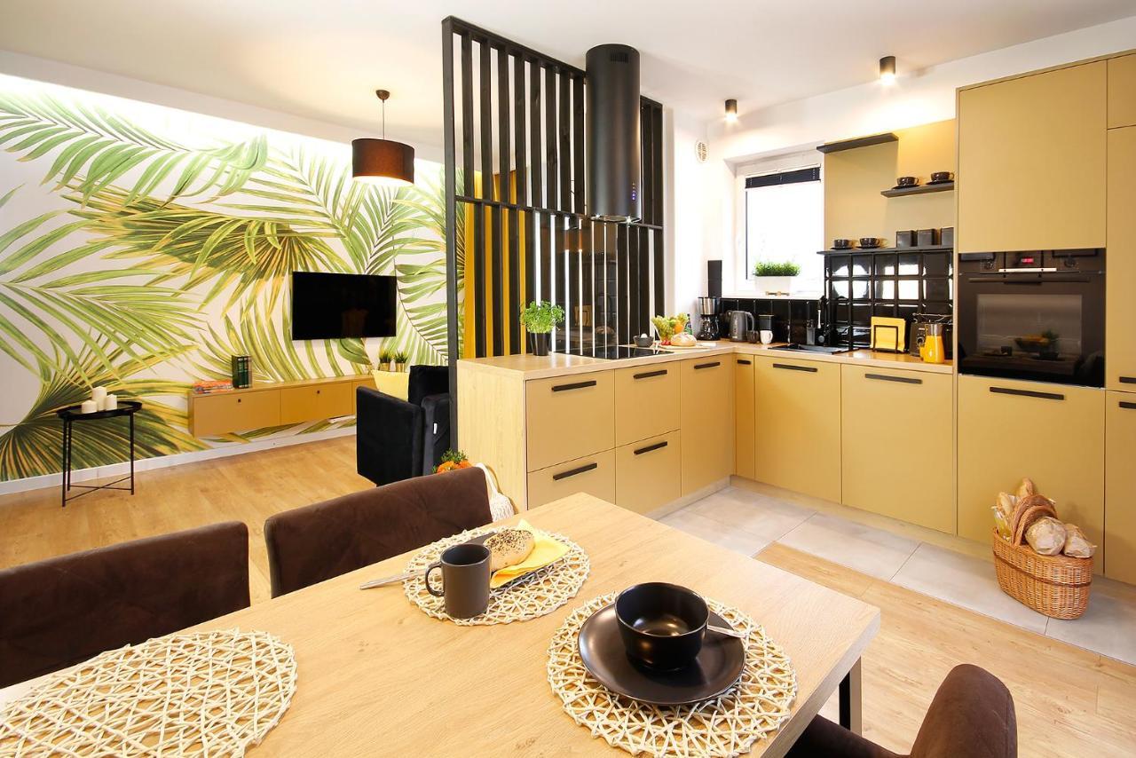 W&K Apartments - Gold Suite - Faktura Vat, Parking Koszalin Kültér fotó